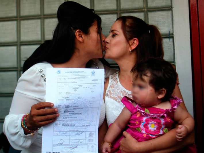 Mexico Supreme Court Opens Door To Same Sex Marriage Nationwide The Yucatan Times
