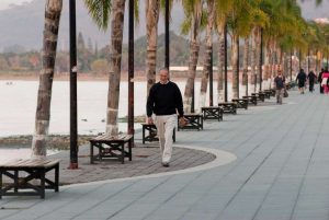 Ajijic on Lake Chapala is popular with American retirees. (PHOTO: Houston Chronicle)