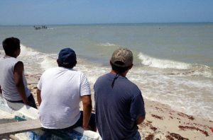 The Mexican Navy has joined the search for two lost Sisal fishermen. (PHOTO: sipse.com)