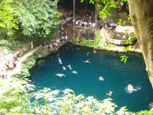 Cenote Zaci, Valladolid.(PHOTO: enyucatan.com)