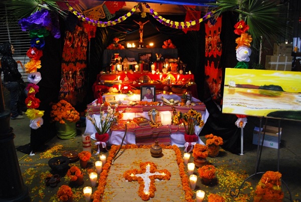 Hanal Pixán, Yucatecan “Dia de Muertos”: The Altar is heart of the ...