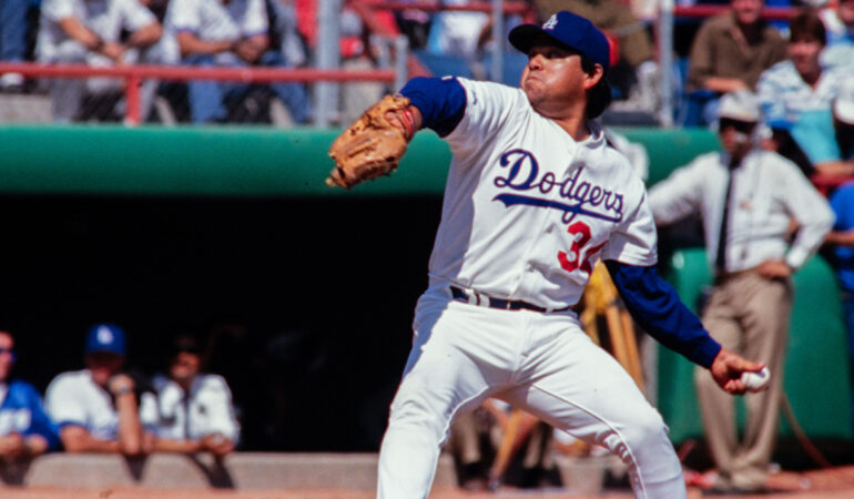 Mexican Fernando Valenzuela is now officially a living legend; the LA  Dodgers to retire number 34 - The Yucatan Times