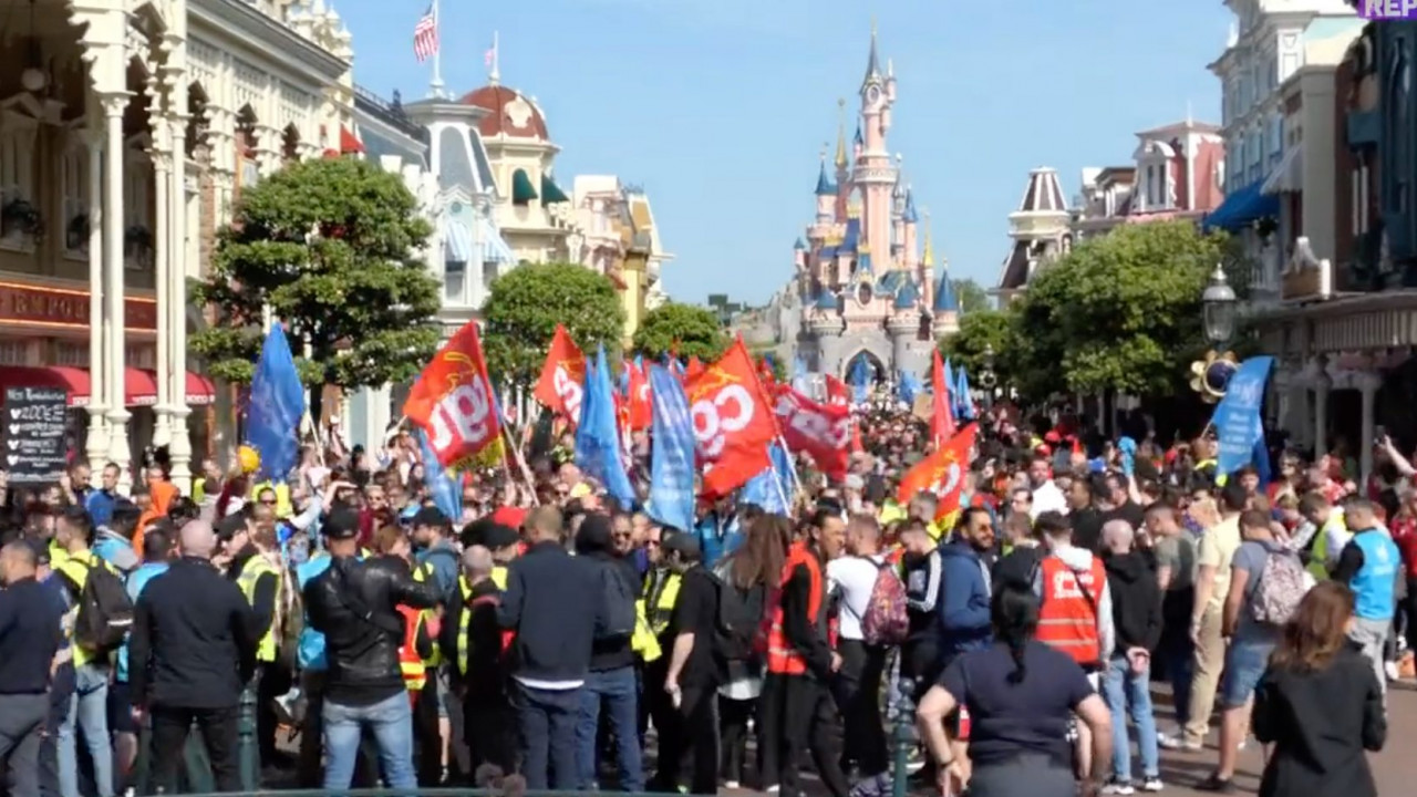 Strike at Disneyland Paris The Yucatan Times